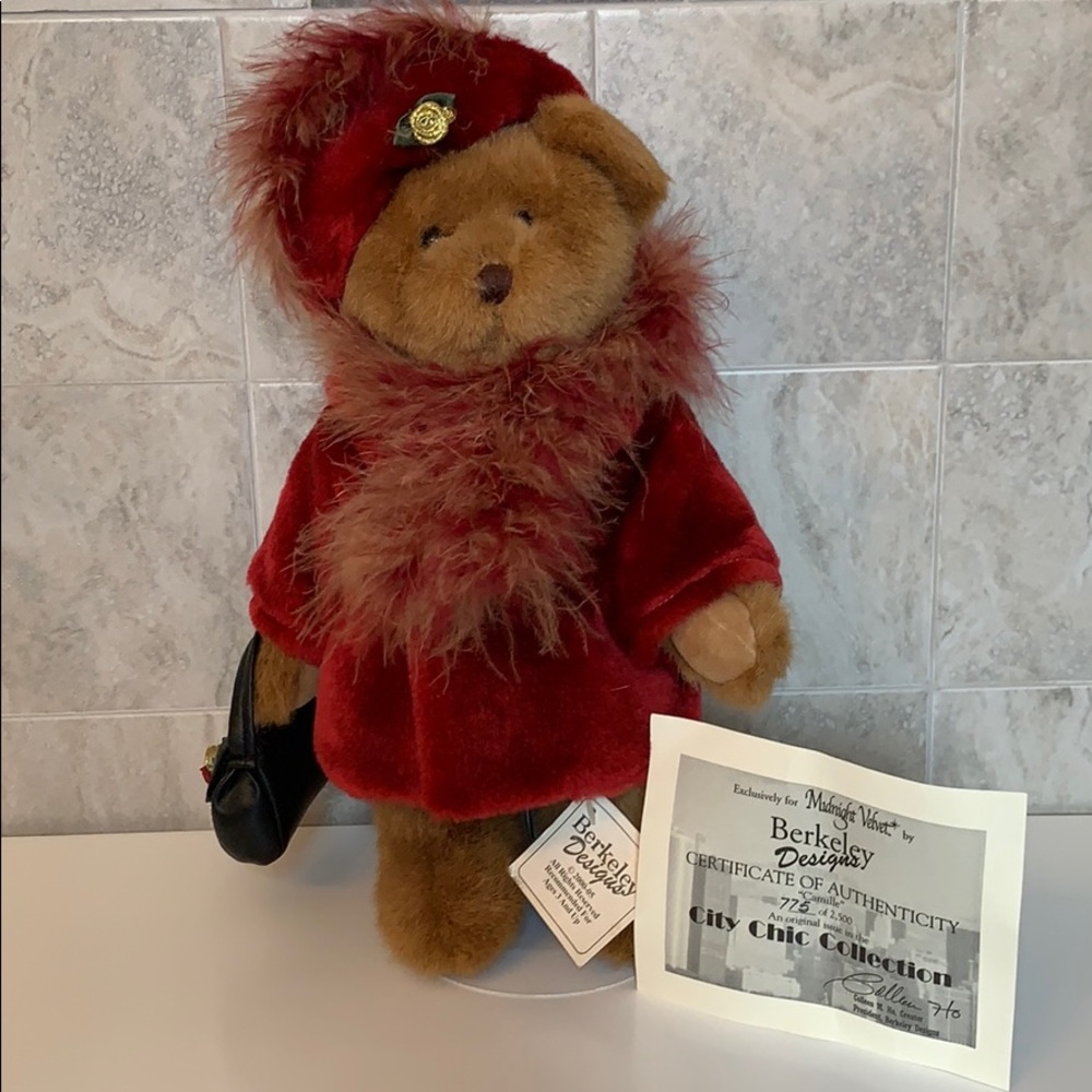 ❤️NWT- Berkeley Designs Vintage Teddy Bear